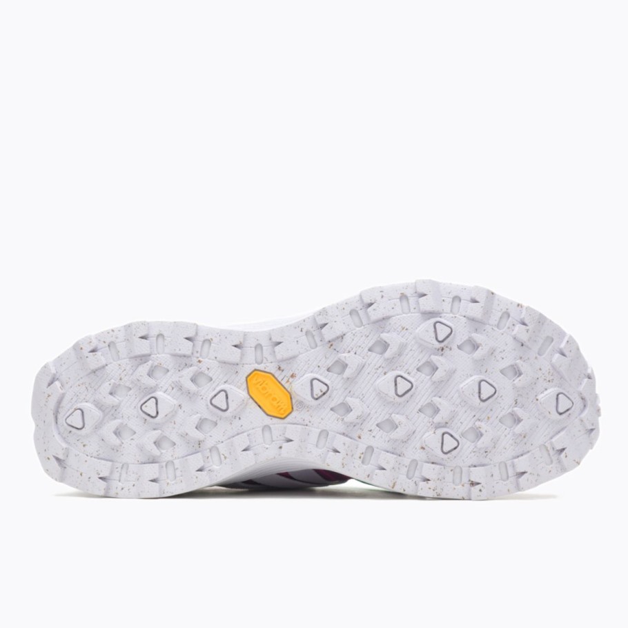 Women's Embark Lace Sneaker Fuchsia Merrell